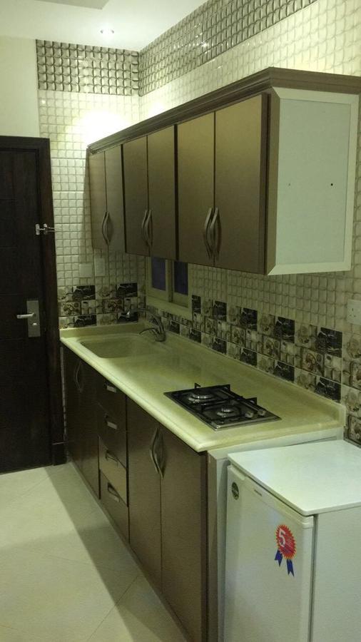 Ruoof Furnished Units Apartment Даммам Екстер'єр фото